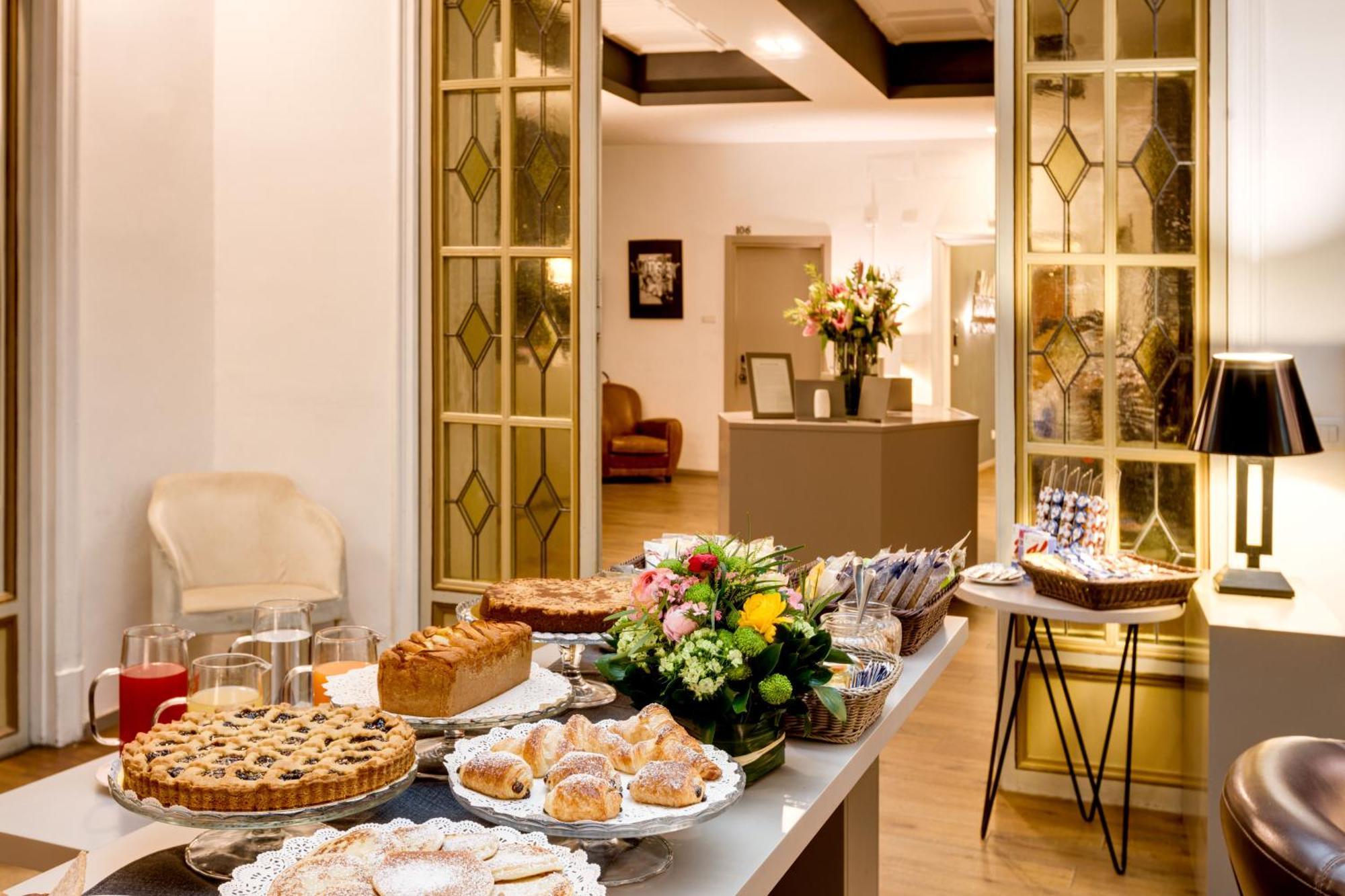 Piazza Farnese Luxury Couette-café Rome