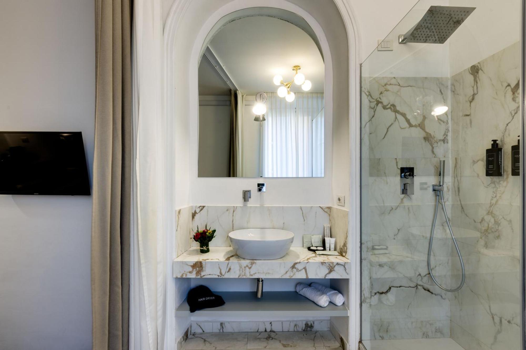 Couette-café Piazza Farnese Luxury